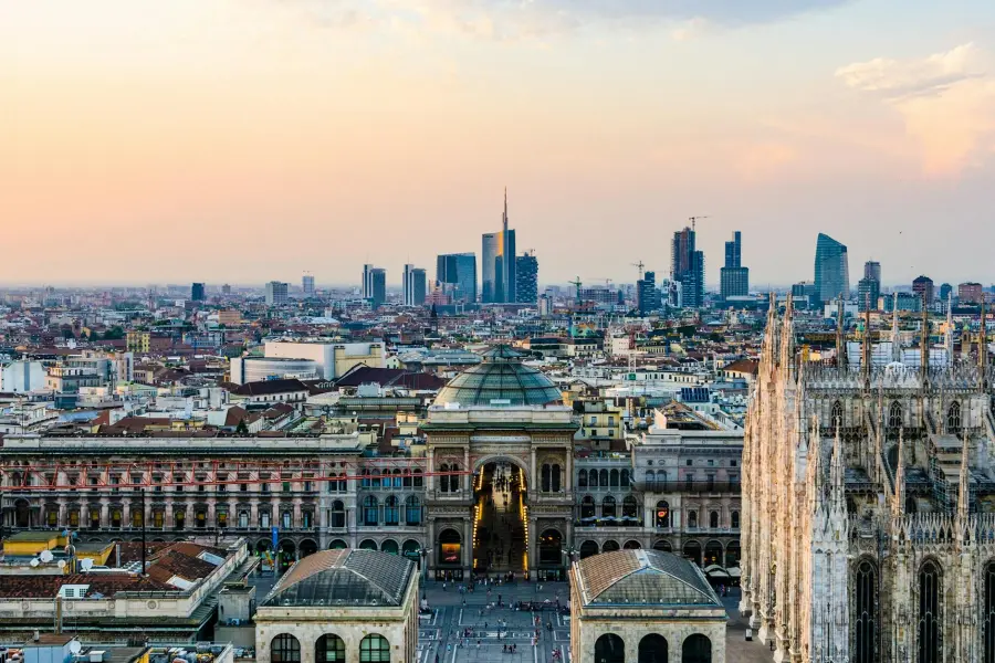 Milano, negozi sfitti e degrado: cresce l'allarme sicurezza