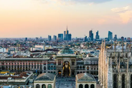Milano, negozi sfitti e degrado: cresce l'allarme sicurezza