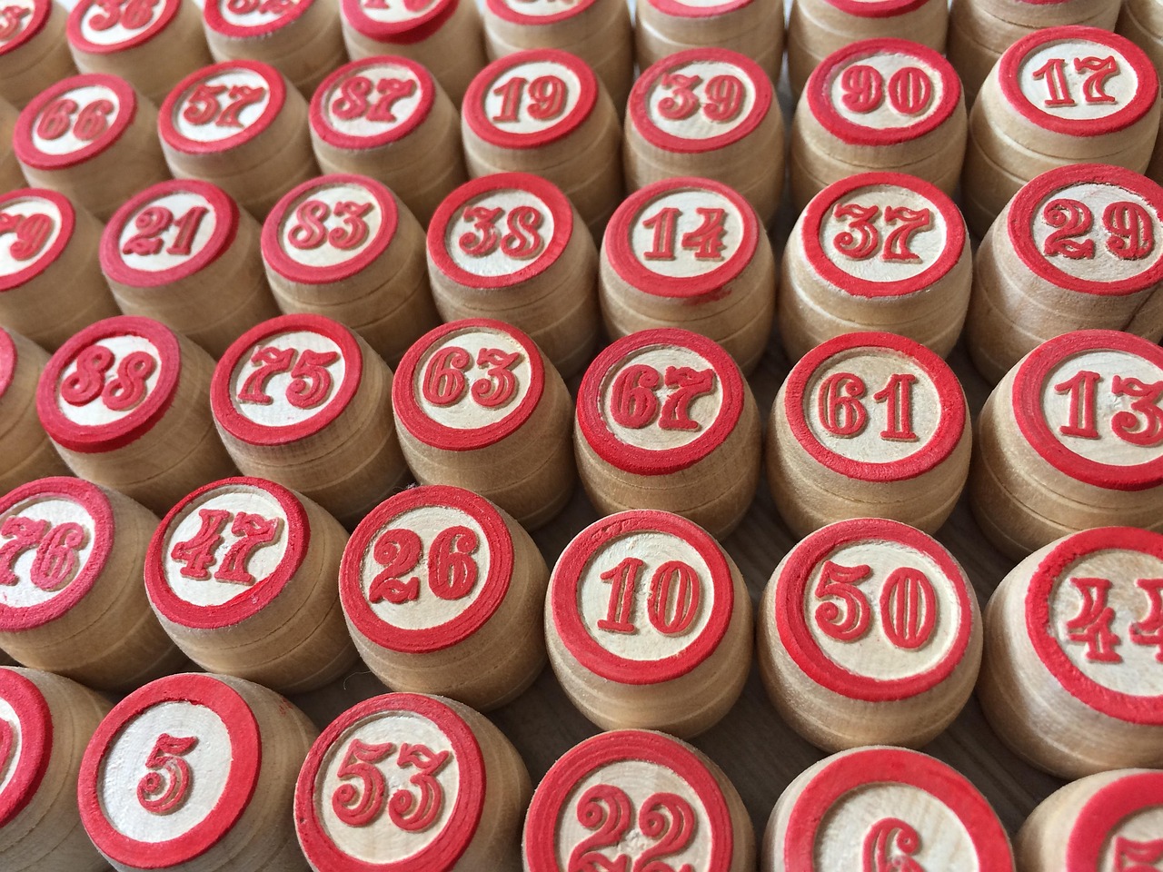 Come vincere al Lotto: strategie, metodi e realtà di un gioco che affascina milioni di italiani