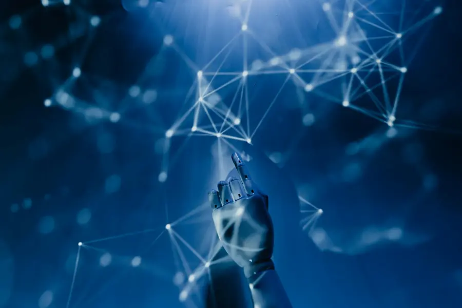 Lombardia, Bertolaso riceve il libro sull’intelligenza artificiale nel welfare