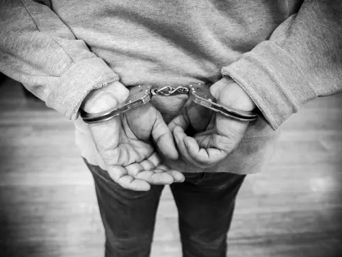Milano, due fratelli arrestati per furti sulle auto