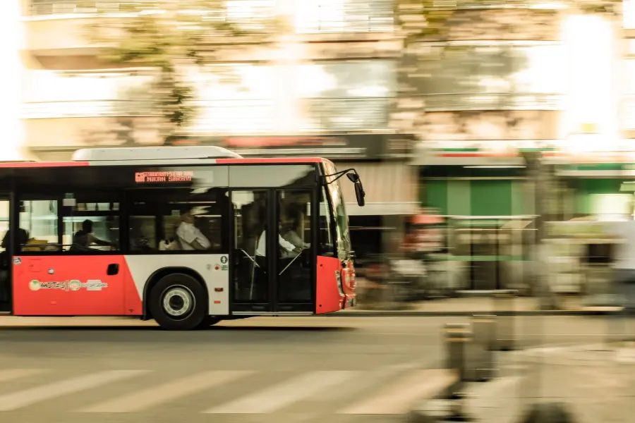 Milano, oggi il Forum Mobilità: intesa sulla guida autonoma