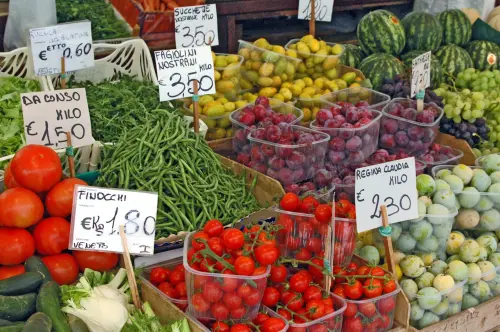 Milano, grossisti ortofrutta al centro della nuova filiera