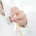 Lombardia accoglie i primi infermieri uzbeki: “Benvenuti e buon lavoro”